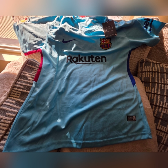 Brand New Boys Nike Light Blue Messi Soccer Jersey Kit. Shirt, Short & Socks. - Picture 2 of 7